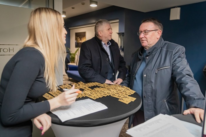 PPCL8310.jpg PPCL8310.jpg