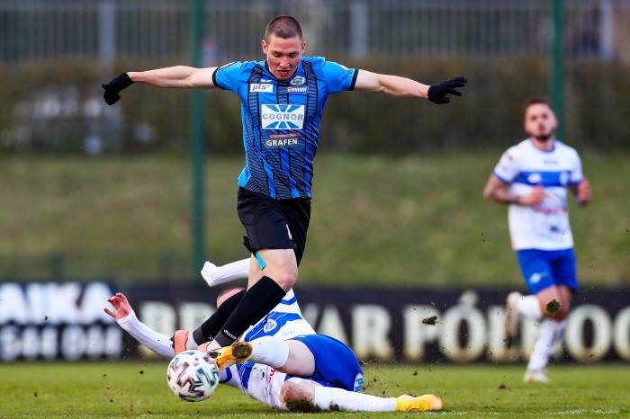 Wigry Suwałki - Hutnik (fot Paweł Jerzmanowski) 40.jpg