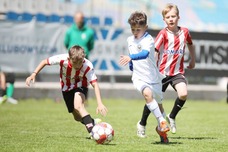 Pro Futbol Camp z Akademią Hutnika