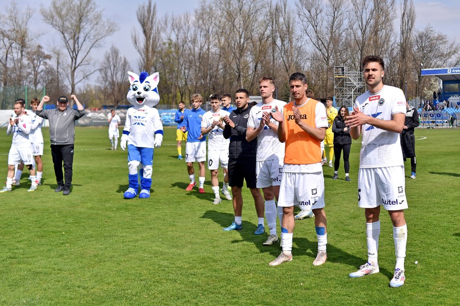 Pozytyw weekendu: zjednoczony "HKS" Pozytyw weekendu: zjednoczony "HKS"