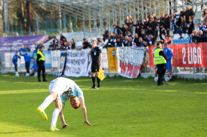 Hutnik - Sokół Ostróda fot. Edyta i Paweł Jerzmanowscy (12).jpg