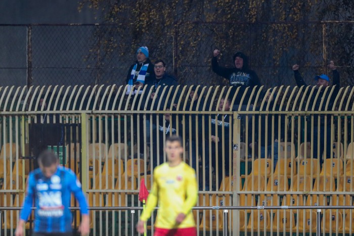 Znicz Pruszków - Hutnik Kraków 29 października 2021 fot. Paweł Jerzmanowski (9).jpg