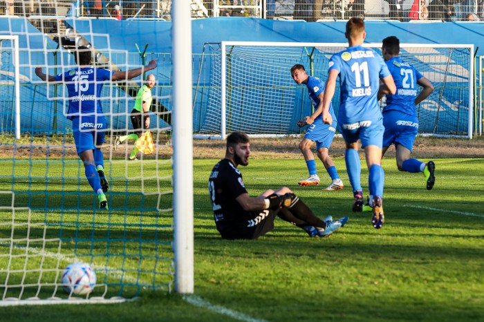 Hutnik - Wisła Puławy fot. Paweł Jerzmanowski (25).jpg