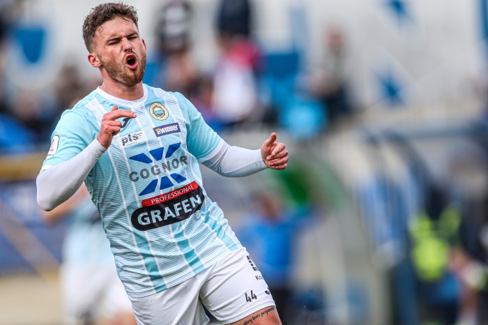 Hutnik - Sokół Ostróda fot. Edyta i Paweł Jerzmanowscy (15).jpg