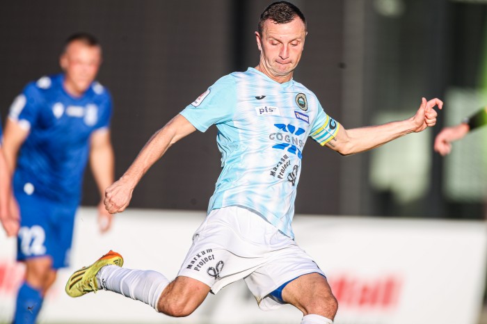 Lech II Poznań - Hutnik fot. Paweł Jerzmanowski (22).jpg