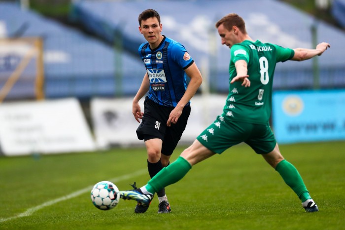 Hutnik - KKS Kalisz (fot Paweł Jerzmanowski) 43.jpg