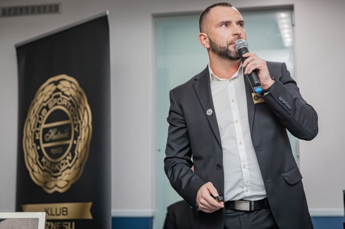 PPCL8347.jpg PPCL8347.jpg