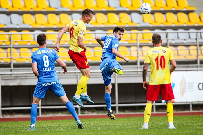 Znicz Pruszków - Hutnik fot. Paweł Jerzmanowski (18).jpg