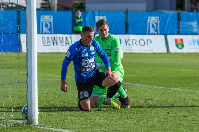 Radunia Stężyca - Hutnik Kraków (1).jpg