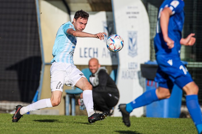 Lech II Poznań - Hutnik fot. Paweł Jerzmanowski (14).jpg