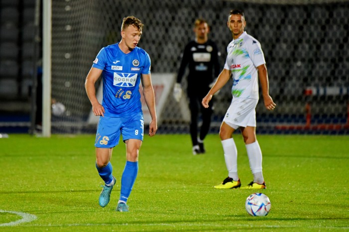 KKS Kalisz - Hutnik fot. Andrzej Łucjan (24).JPG