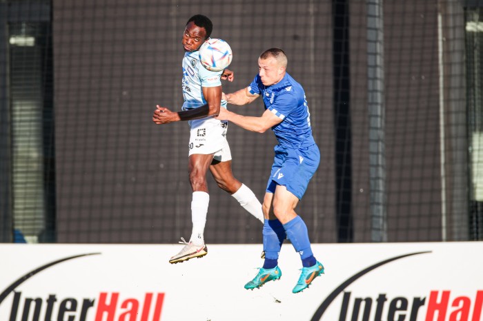 Lech II Poznań - Hutnik fot. Paweł Jerzmanowski (27).jpg