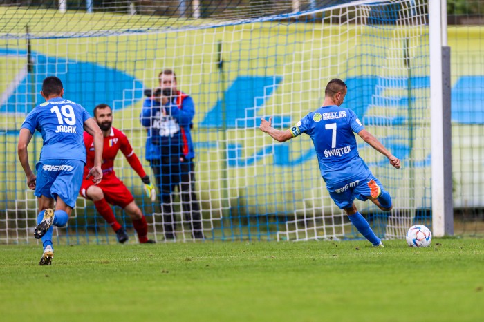 Hutnik - Olimpia Elbląg fot. Edyta i Paweł Jerzmanowscy (17).jpg
