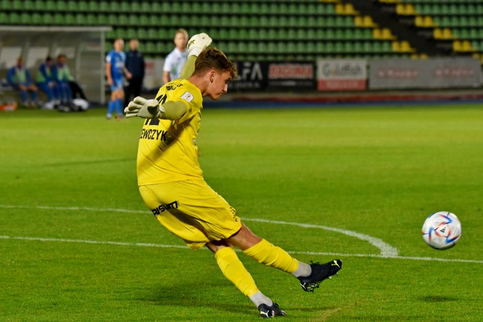 KKS Kalisz - Hutnik fot. Andrzej Łucjan (26).JPG