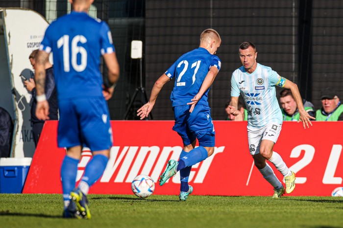 Lech II Poznań - Hutnik fot. Paweł Jerzmanowski (10).jpg