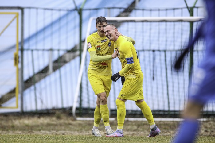 Hutnik - Radunia Stężyca fot. Paweł Jerzmanowski (11).jpg