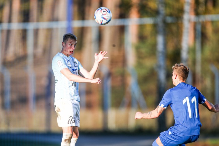 Lech II Poznań - Hutnik fot. Paweł Jerzmanowski (26).jpg
