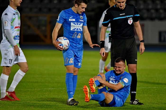 KKS Kalisz - Hutnik fot. Andrzej Łucjan (36).JPG