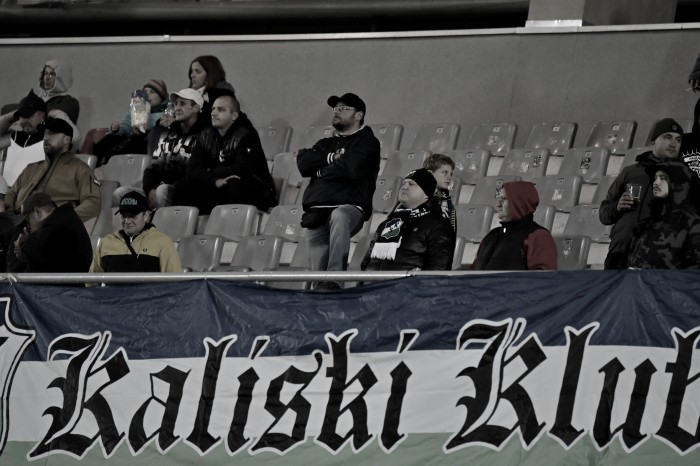 KKS Kalisz - Hutnik fot. Andrzej Łucjan (15).JPG