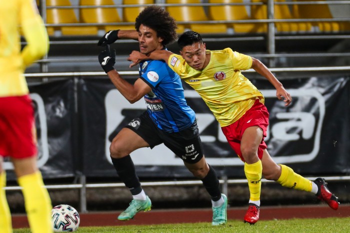 Znicz Pruszków - Hutnik Kraków 29 października 2021 fot. Paweł Jerzmanowski (11).jpg