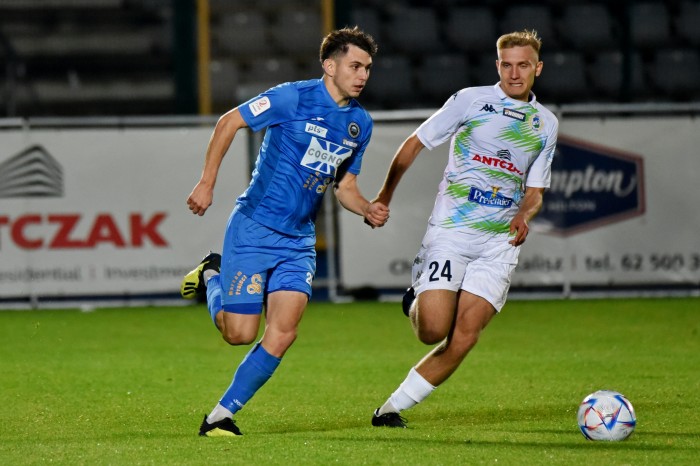 KKS Kalisz - Hutnik fot. Andrzej Łucjan (34).JPG