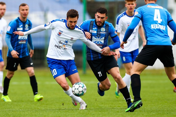 Hutnik - Błękitni Stargard (fot. Paweł Jerzmanowski) 04.jpg