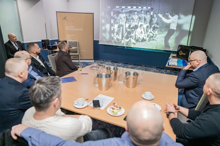 PPCL8343.jpg PPCL8343.jpg