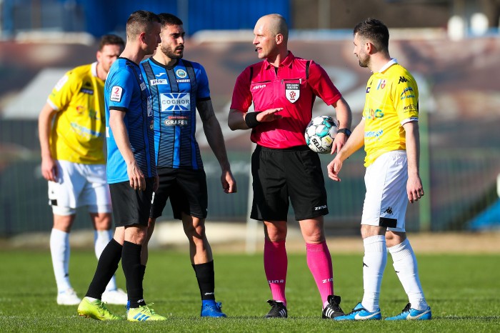 Hutnik - Olimpia Elbląg (fot. Paweł Jerzmanowski) 28.jpg