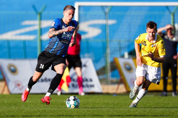 Hutnik - Olimpia Elbląg (fot. Paweł Jerzmanowski) 32.jpg