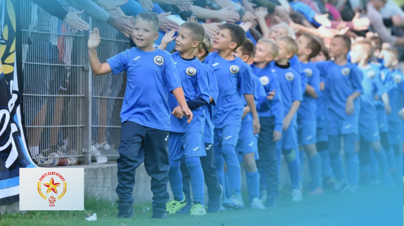 Akademia Piłkarska Hutnika Kraków ze Złotą Gwiazdką PZPN-u