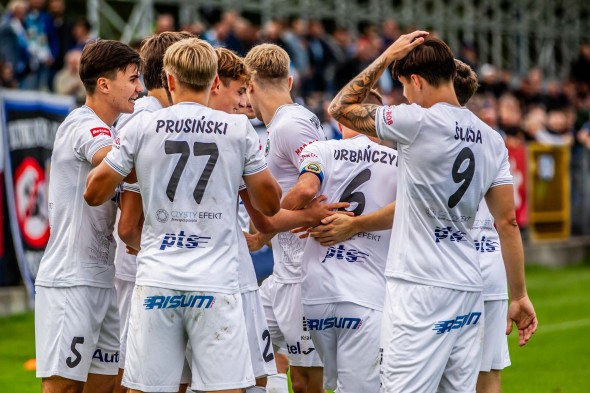 Trzy gole, trzy punkty - Hutnik pewnie ogrywa GKS Jastrzębie! Trzy gole, trzy punkty - Hutnik pewnie ogrywa GKS Jastrzębie!