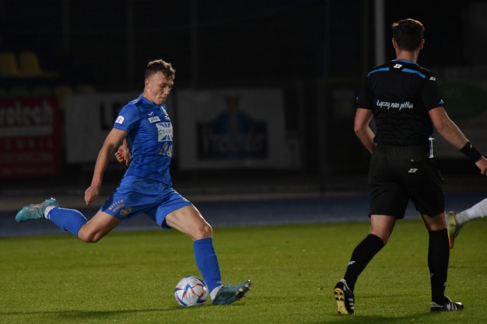 KKS Kalisz - Hutnik fot. Andrzej Łucjan (22).JPG