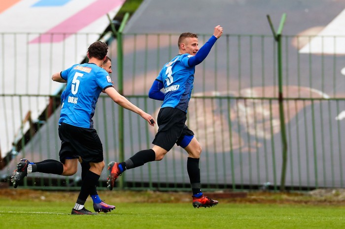 Hutnik - Błękitni Stargard (fot. Paweł Jerzmanowski) 05.jpg