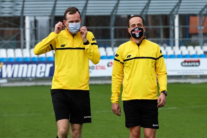 Hutnik - Znicz Pruszków (fot. Paweł Jerzmanowski) 01.jpg