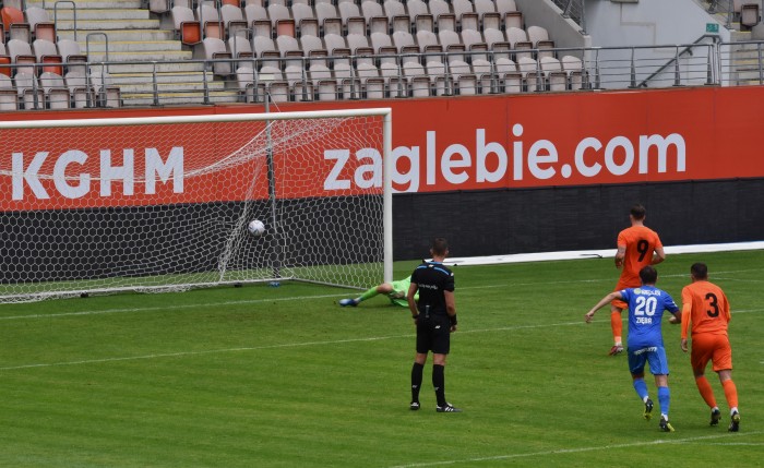 Zagłębie Lubin II - Hutnik Kraków fot. Andrzej Łucjan (41).JPG