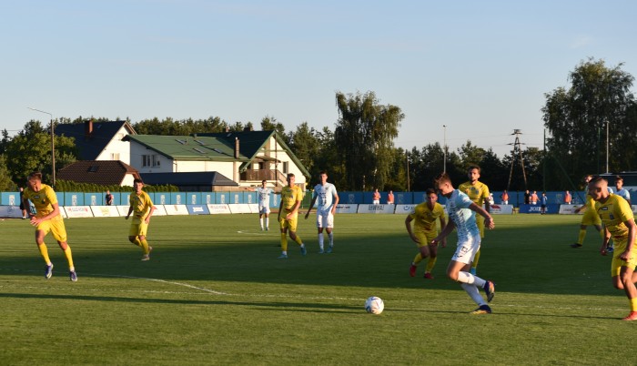Radunia Stężyca - Hutnik fot. Andrzej Łucjan (20).JPG