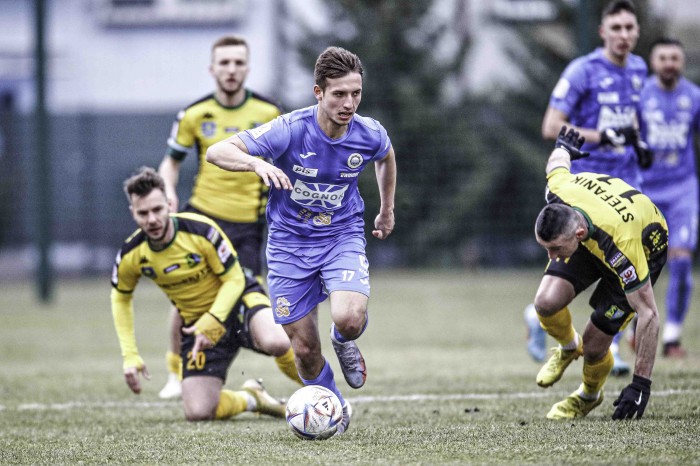 Siarka Tarnobrzeg - Hutnik Kraków fot. Paweł Jerzmanowski (32).jpg