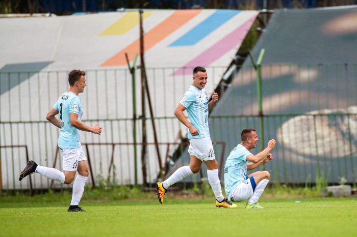 Hutnik - Lech Poznań II (fot. Edyta i Paweł Jerzmanowski) (23).jpg