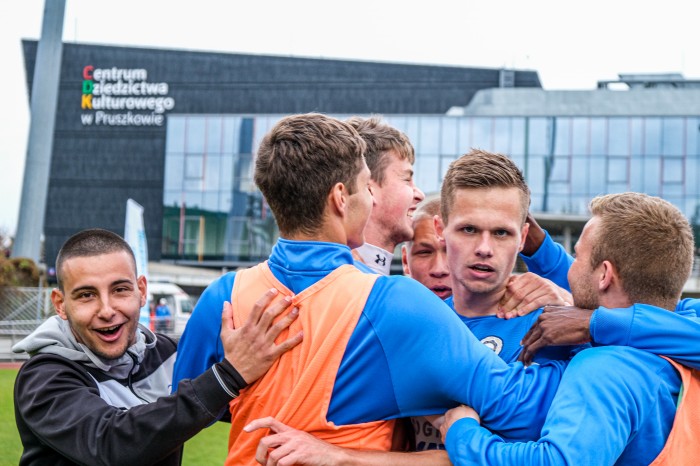 Znicz Pruszków - Hutnik fot. Paweł Jerzmanowski (23).jpg