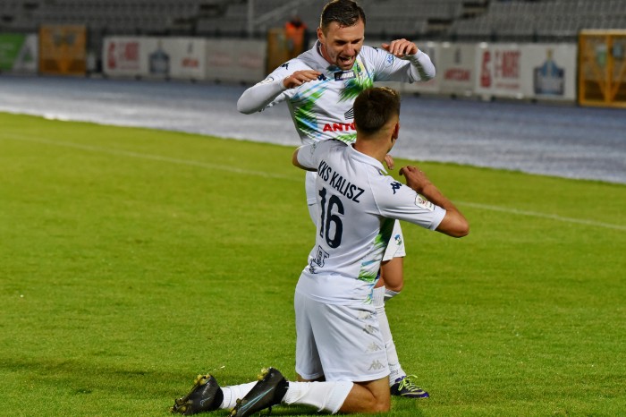 KKS Kalisz - Hutnik fot. Andrzej Łucjan (28).JPG