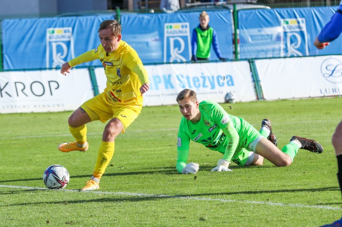 Radunia Stężyca - Hutnik Kraków (4).jpg