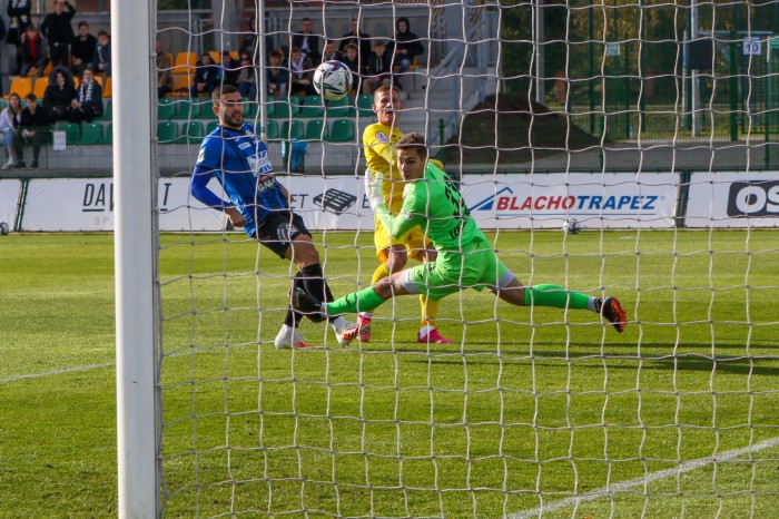 Radunia Stężyca - Hutnik Kraków (5).jpg