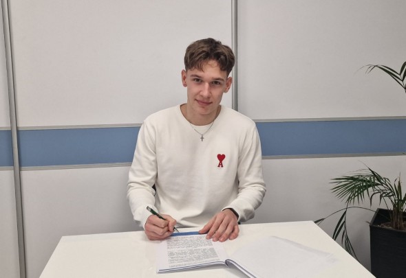 Radosław Wójcicki nowym zawodnikiem Hutnika! Radosław Wójcicki nowym zawodnikiem Hutnika!