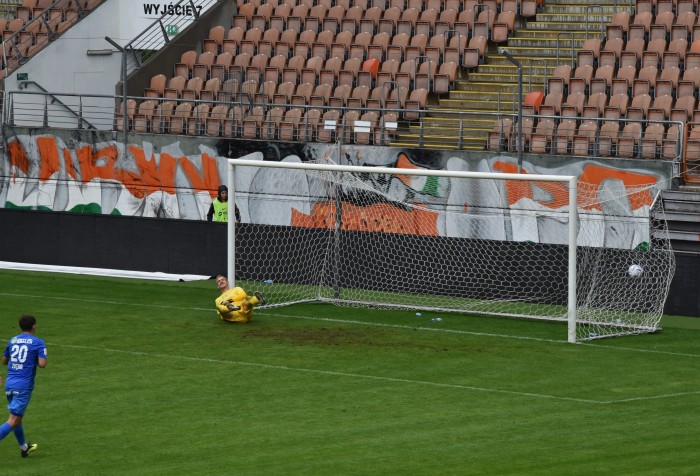 Zagłębie Lubin II - Hutnik Kraków fot. Andrzej Łucjan (39).JPG